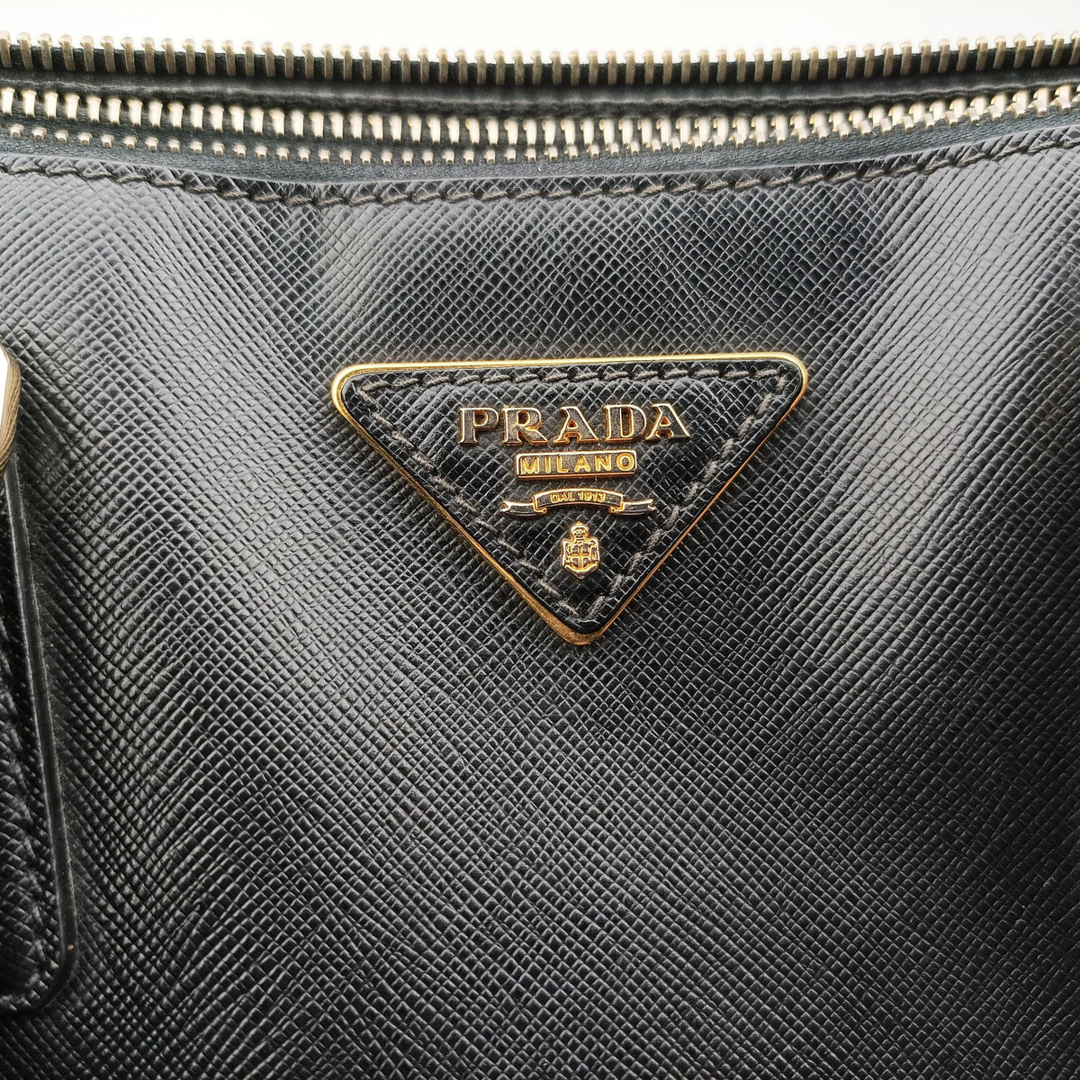 Galleria Black SAFFIANO Leather BN2274 14ガレリア ブラック サフィアーノレザー BN2274 14