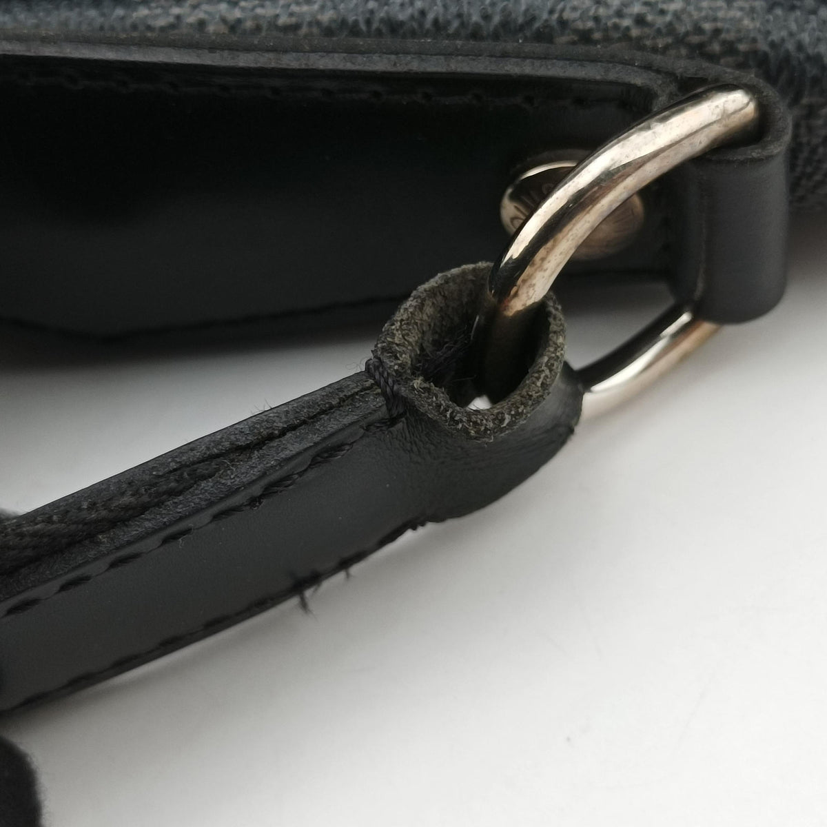 Pre-owned Louis Vuitton DANIEL GM Noir Damier GRAPHITE N58033 crossbodybag | stylenewstar