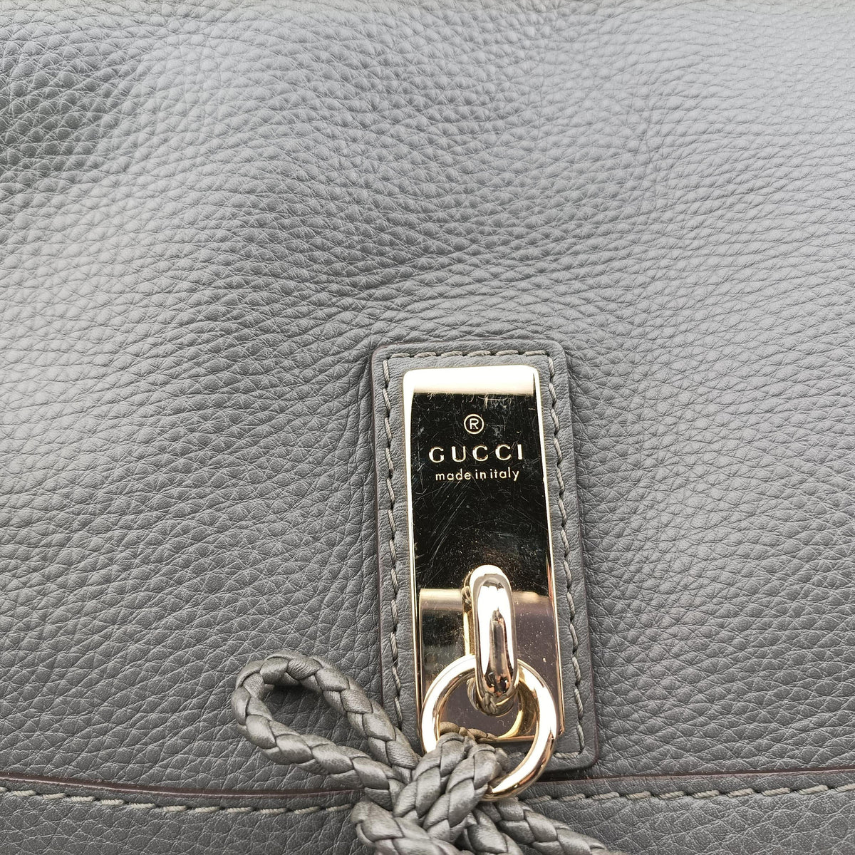 Pre-owned Gucci Bella Grey Leather 282301 shoulderbag | stylenewstar