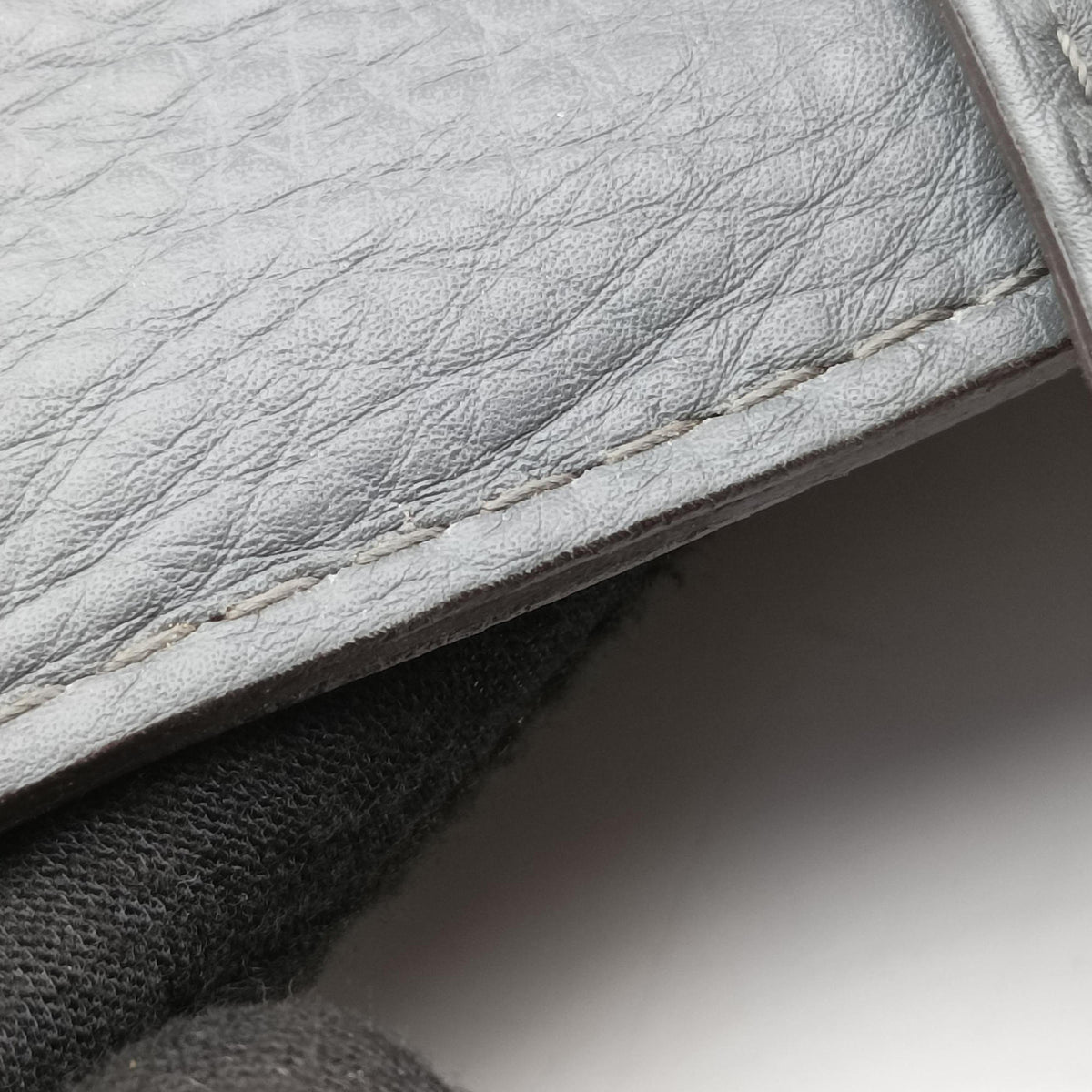 Pre-owned Gucci Bella Grey Leather 282301 shoulderbag | stylenewstar