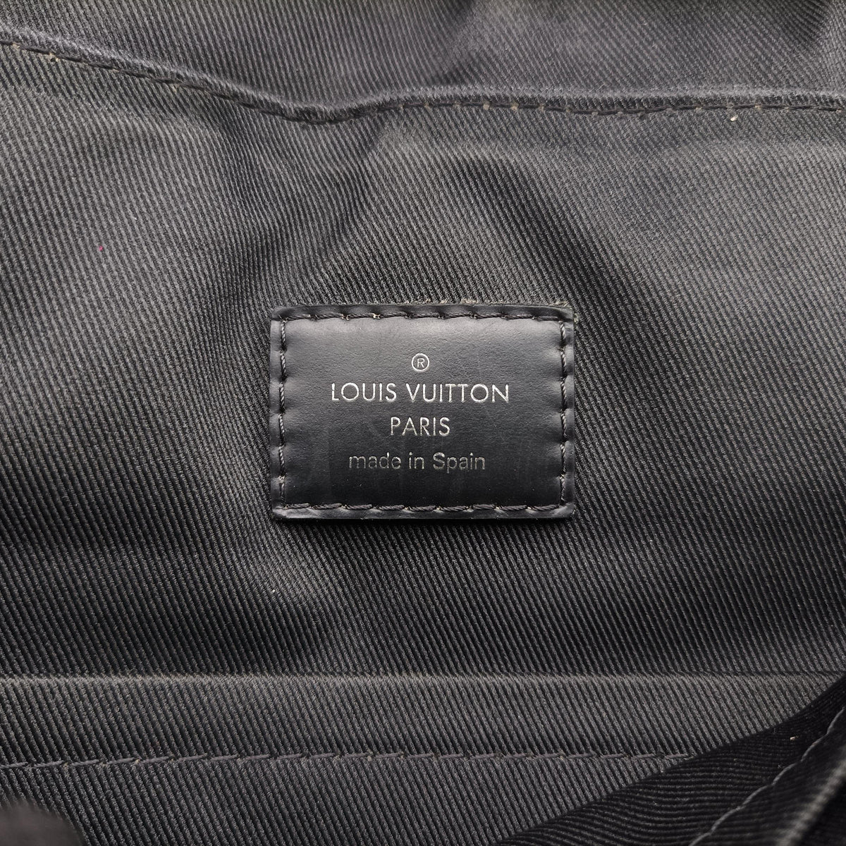 District MM Noir Monogram Eclipse M44001 GI1167ディストリクト MM ノワール モノグラムエクリプス M44001 GI1167