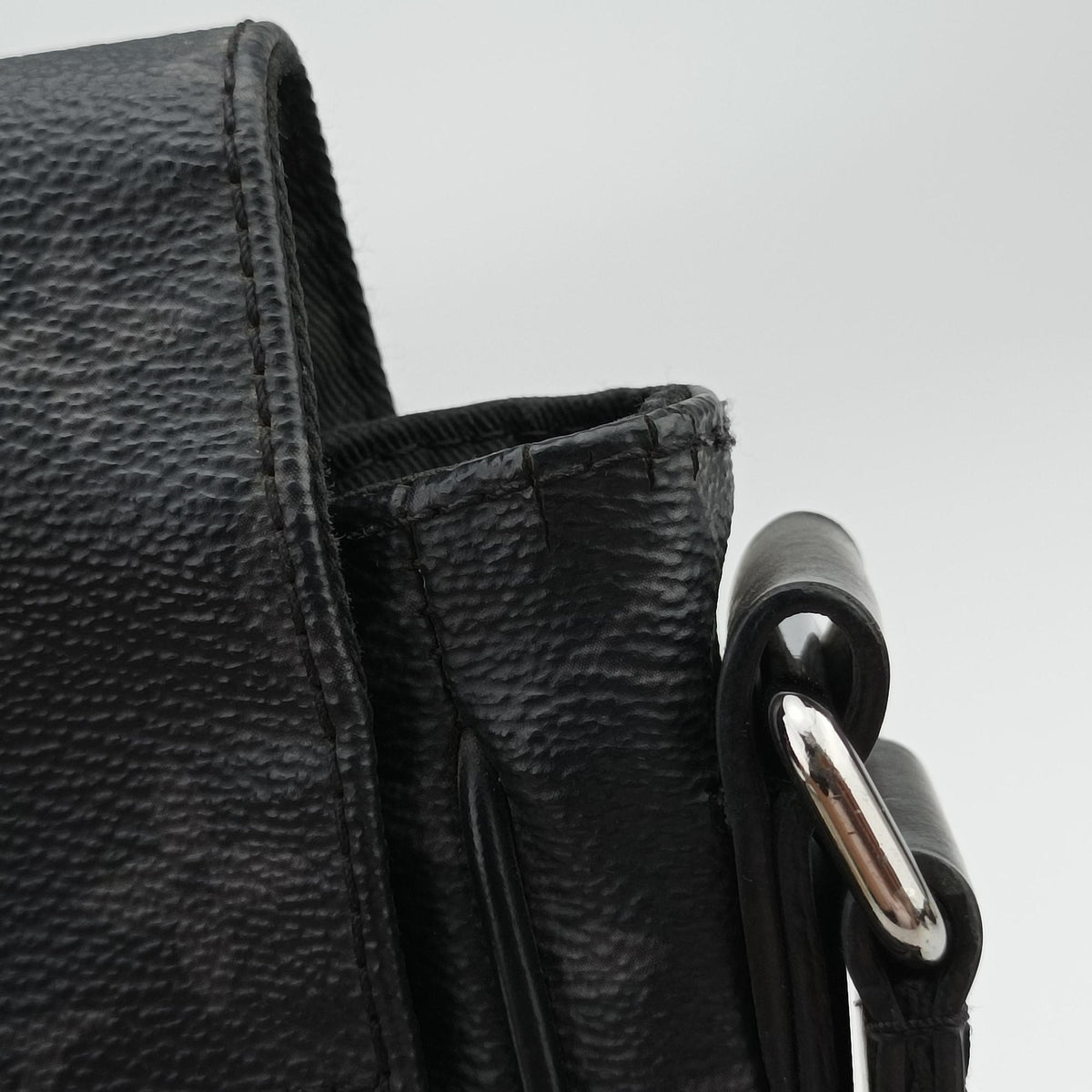 District MM Noir Monogram Eclipse M44001 GI1167ディストリクト MM ノワール モノグラムエクリプス M44001 GI1167