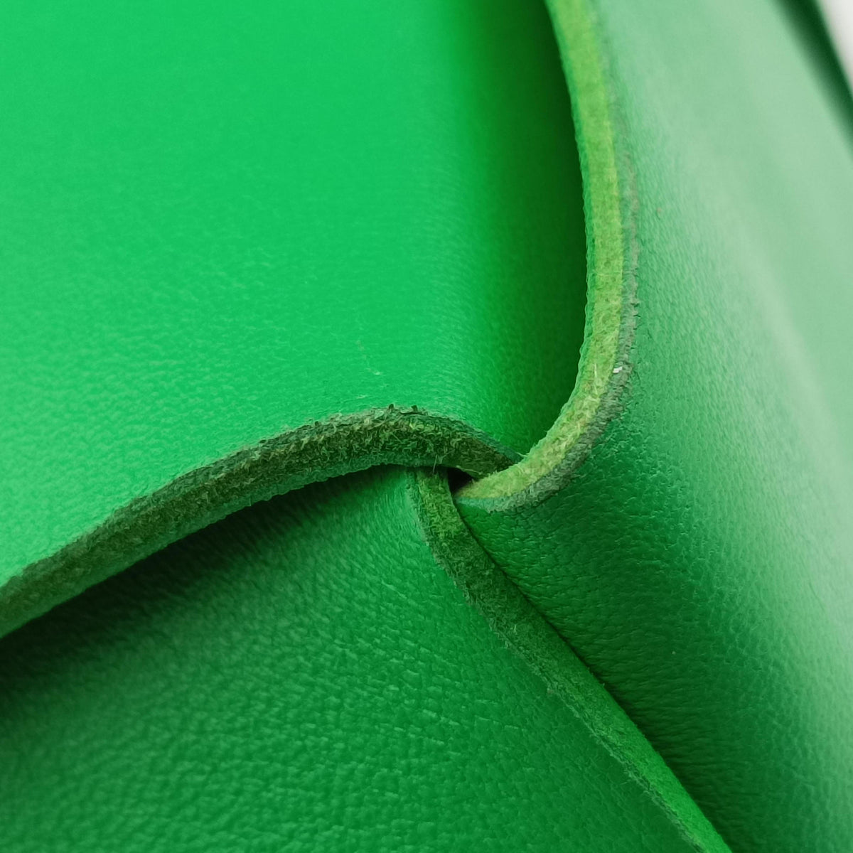 Pre-owned Bottega Veneta THE ARCO Tote Medium Green lambskin  handbag | stylenewstar