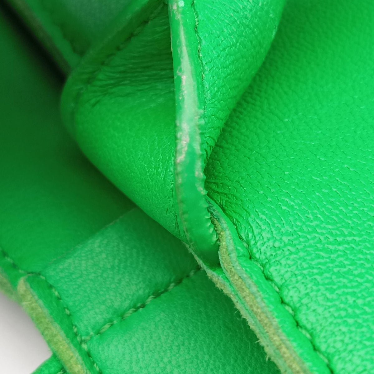 Pre-owned Bottega Veneta THE ARCO Tote Medium Green lambskin  handbag | stylenewstar