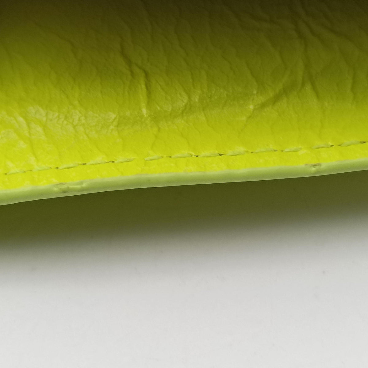 Superbusy XS Sling Bag GreenYellow leather 568008 762516.7206.O.568008スーパービジー XS スリング バッグ グリーンイエロー レザー 568008 762516.7206.O.568008