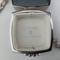 Vintage Chanel Make up box White Leather AP2425 shoulderbag | stylenewstar