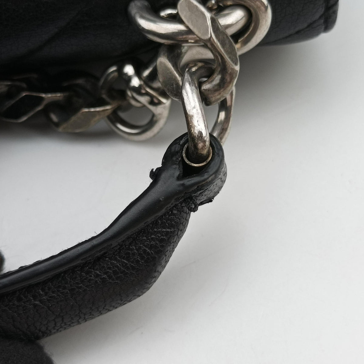 COLLEGE Black Leather 428056 GUE428056.0717カレッジ ブラック レザー 428056 GUE428056.0717