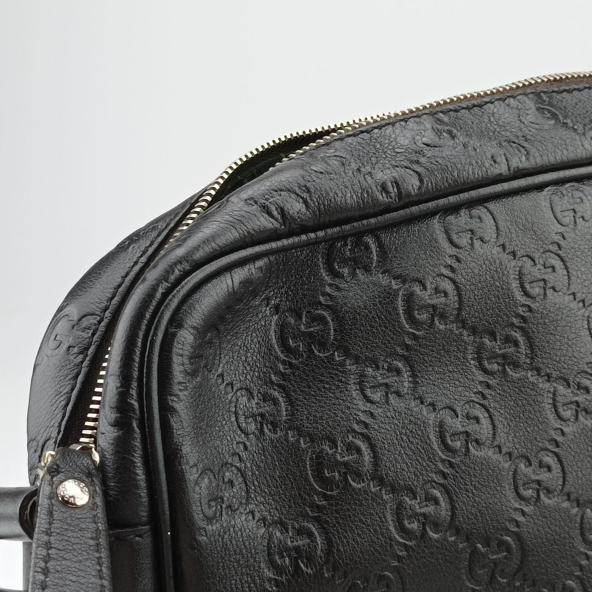 Pre-owned Gucci Guccissima Messenger Black Leather 201448 shoulderbag | stylenewstar