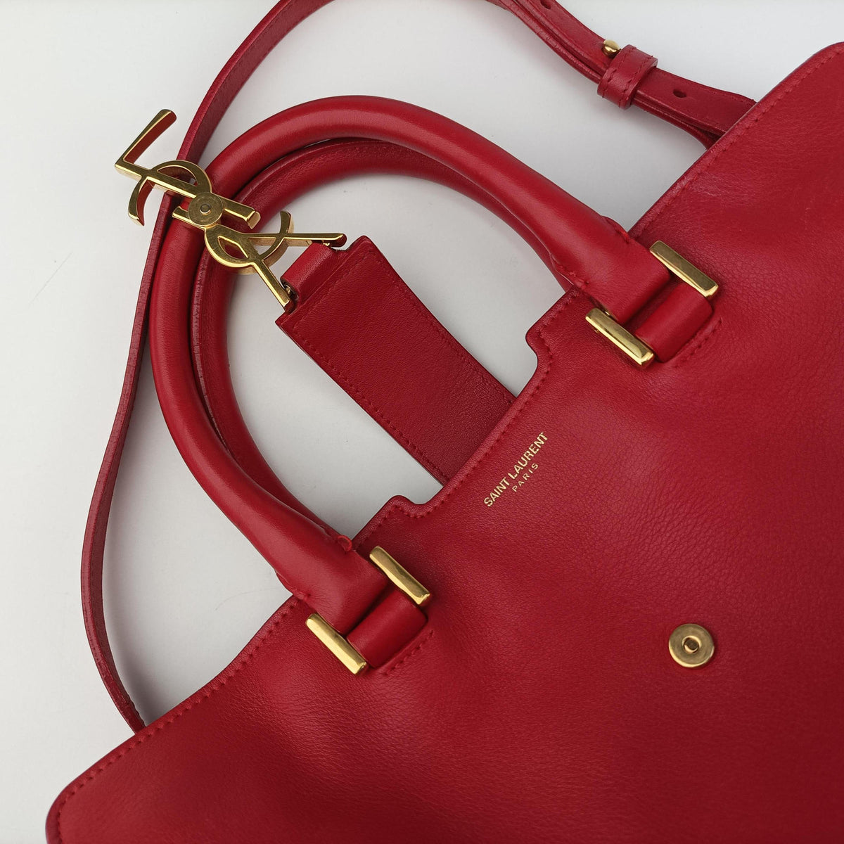 Pre-owned Yves Saint Laurent Baby Cabas Red Leather 394461 shoulderbag | stylenewstar