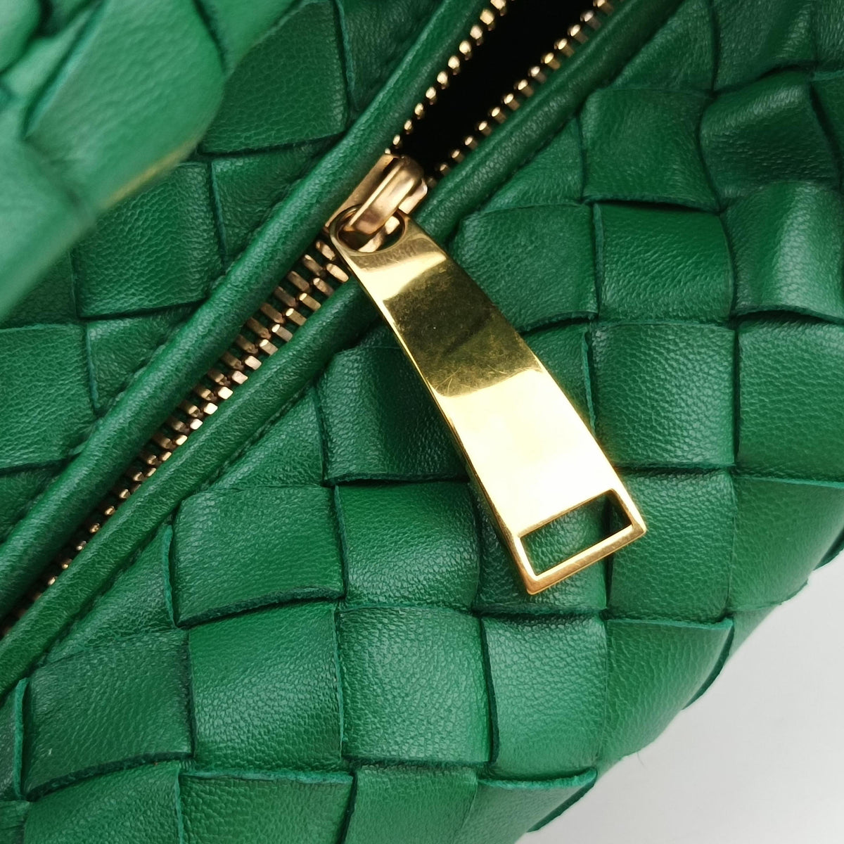 Pre-owned Bottega Veneta The Jodie Green lambskin  handbag | stylenewstar