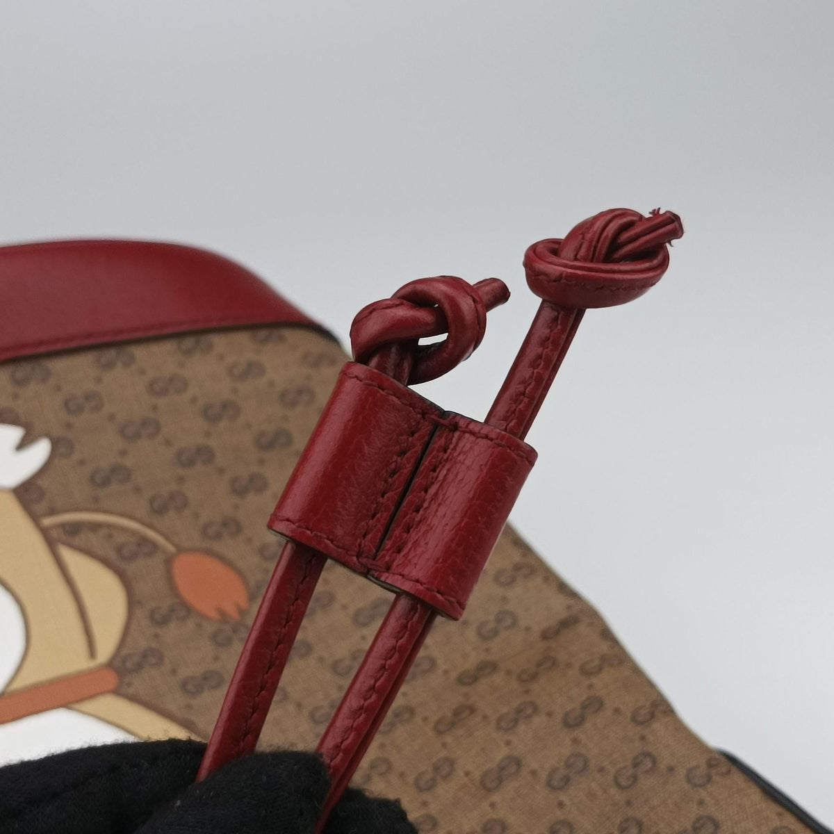 Doraemon collaboration Brown x red PVC coated canvas×Leather 655597 A034153779ドラえもんコラボ ブラウンxレッド PVCコーティングキャンバス×レザー 655597 A034153779