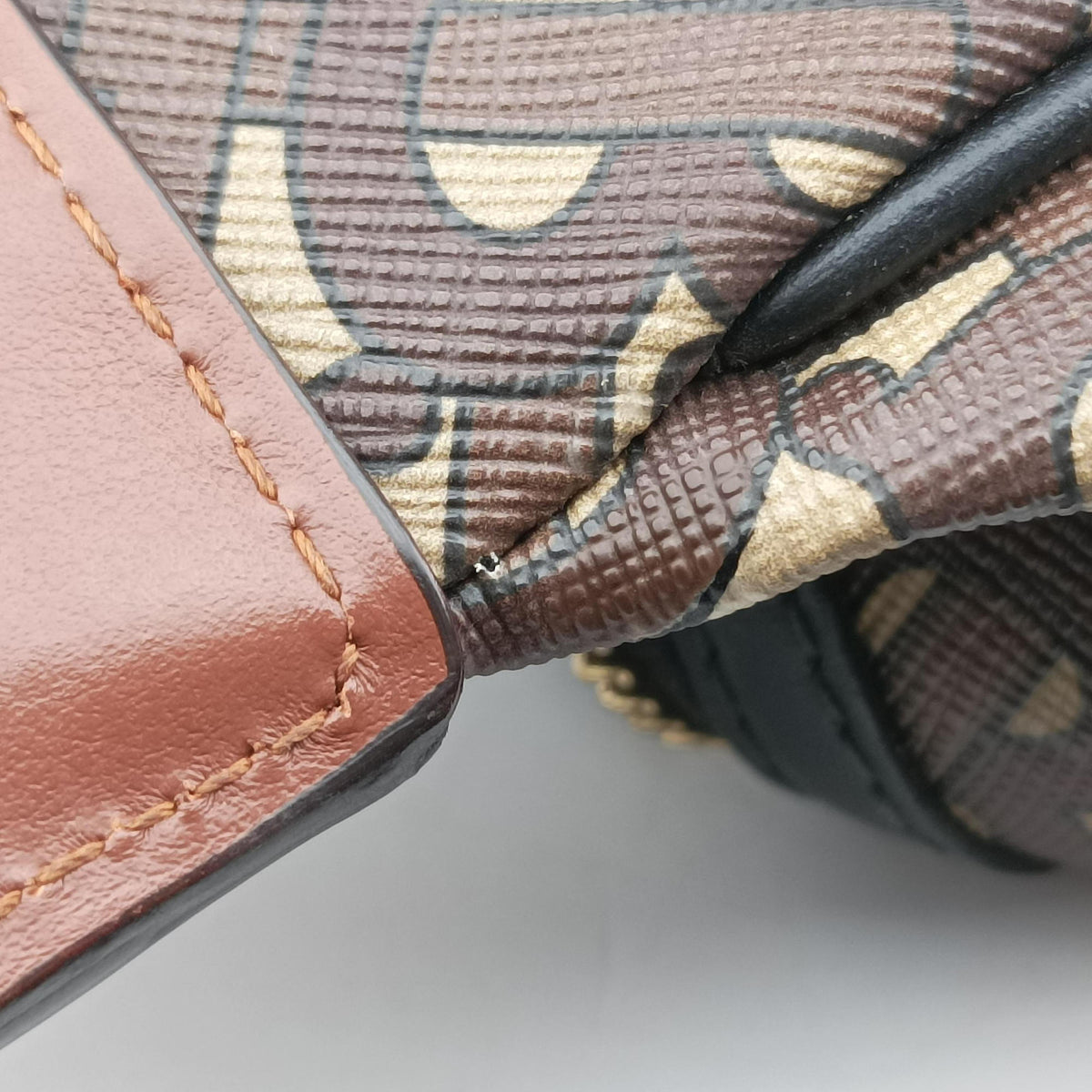 Monogram Stripe Brown×Multicolour PVC coated canvas x leather ITSAMSRL3335CAMモノグラムストライプ ブラウン×マルチカラー PVCコーティングキャンバス×レザー ITSAMSRL3335CAM