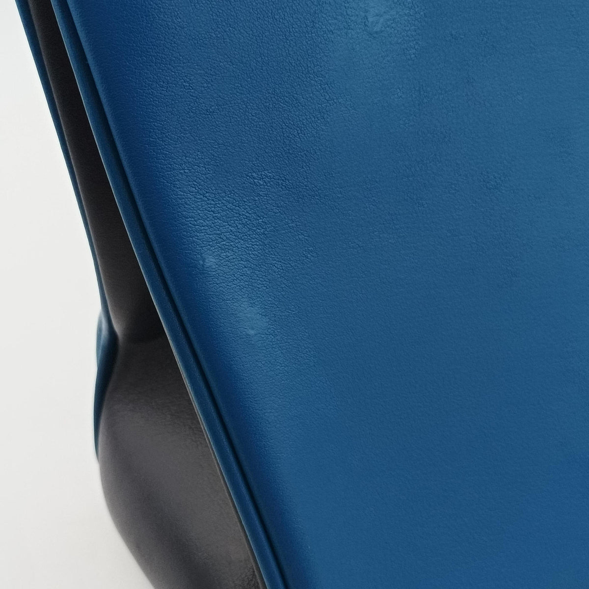 Diorissimo Blue Patent  x Leather 09-MA-1105ディオリッシモ ブルー エナメル x レザー 09-MA-1105