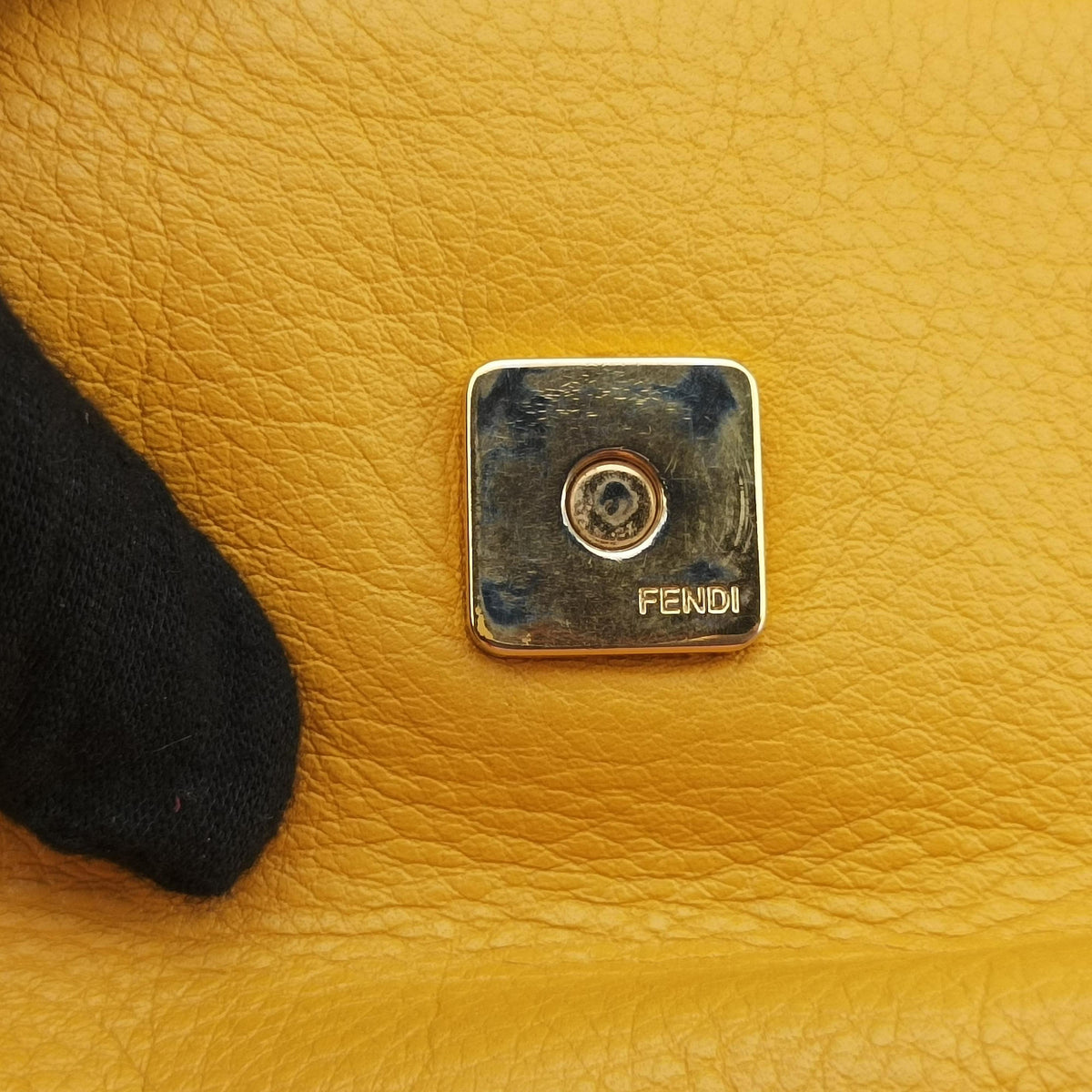 Fendista Pochette Yellow Leather 8M0376 8M0376-ANC-198-2516フェンディスタ ポシェット イエロー レザー 8M0376 8M0376-ANC-198-2516