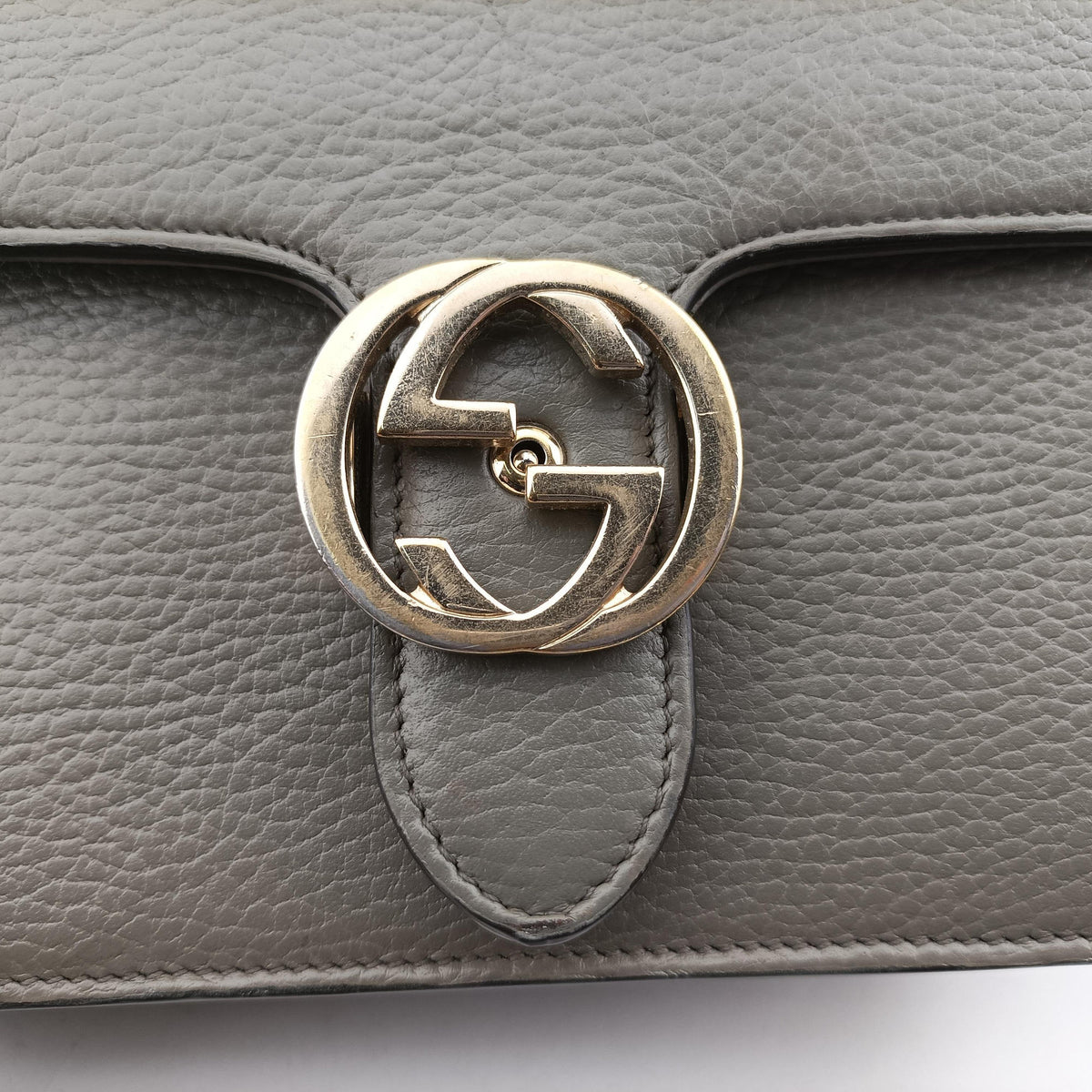 Interlocking G Grey Leather 510304 A029726000インターロッキングG グレー レザー 510304 A029726000
