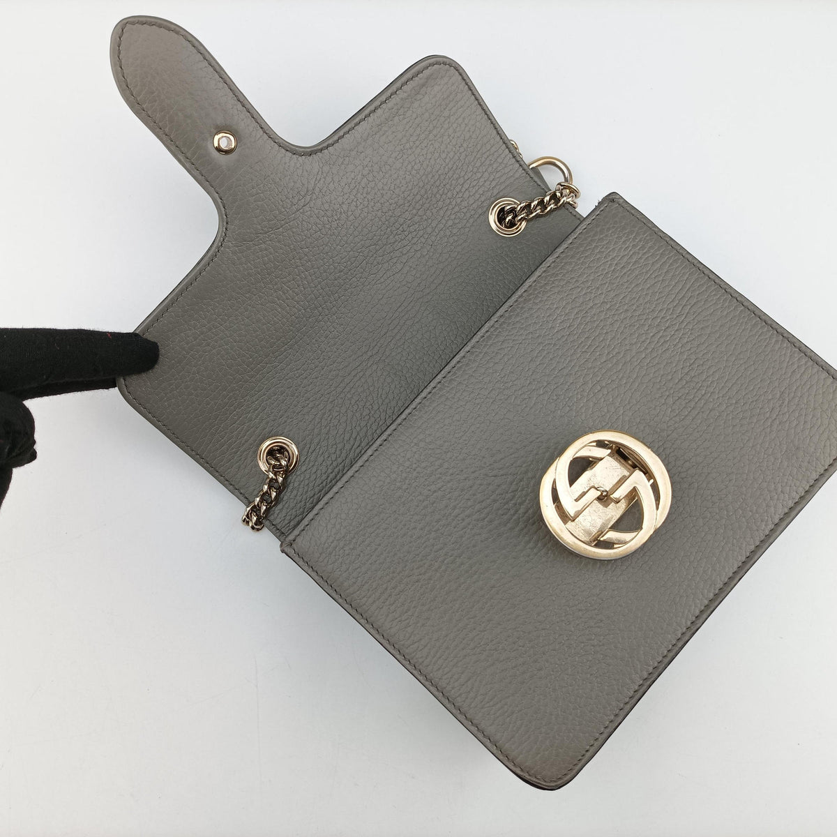 Interlocking G Grey Leather 510304 A029726000インターロッキングG グレー レザー 510304 A029726000