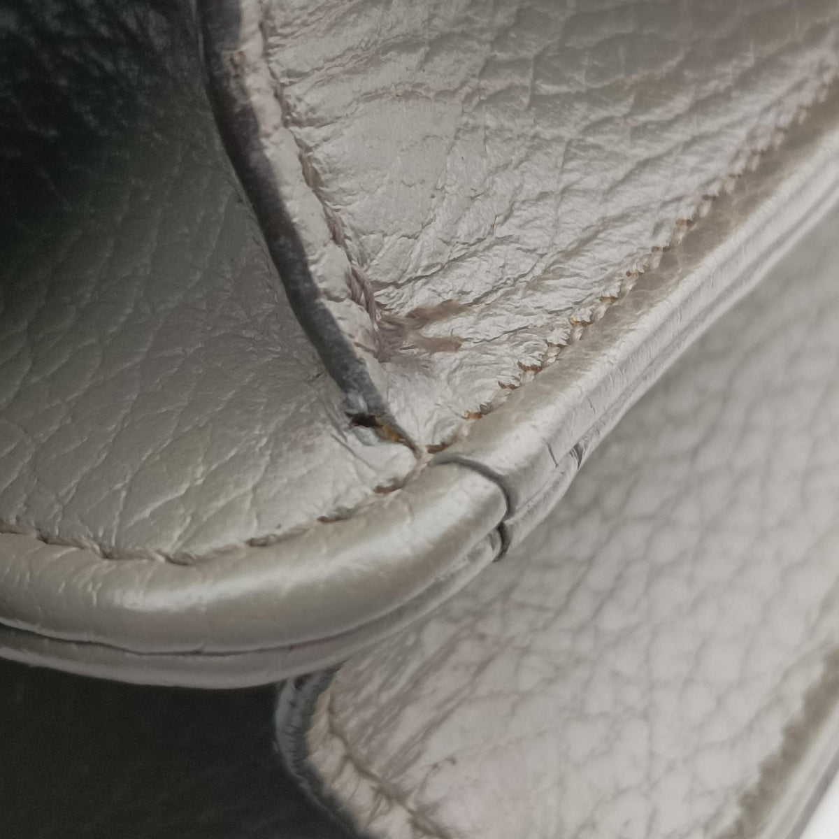 Interlocking G Grey Leather 510304 A029726000インターロッキングG グレー レザー 510304 A029726000