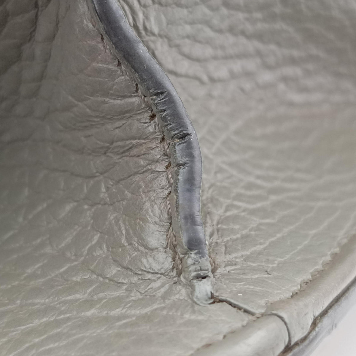 Interlocking G Grey Leather 510304 A029726000インターロッキングG グレー レザー 510304 A029726000