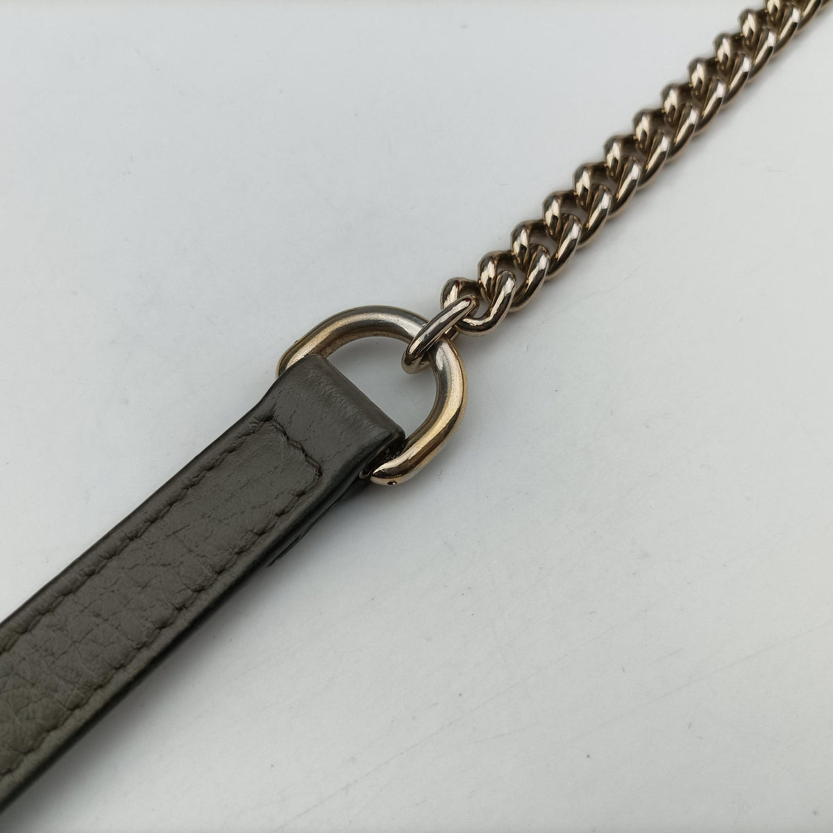 Interlocking G Grey Leather 510304 A029726000インターロッキングG グレー レザー 510304 A029726000