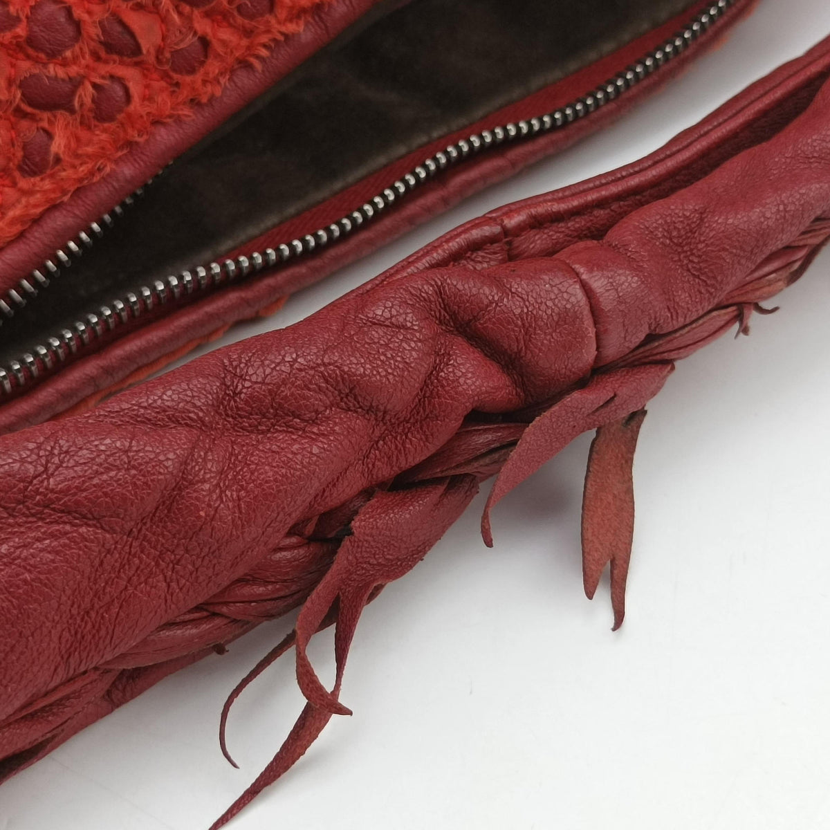 Intrecciato Red lambskin B00580638Kイントレチャート レッド ラムスキン B00580638K