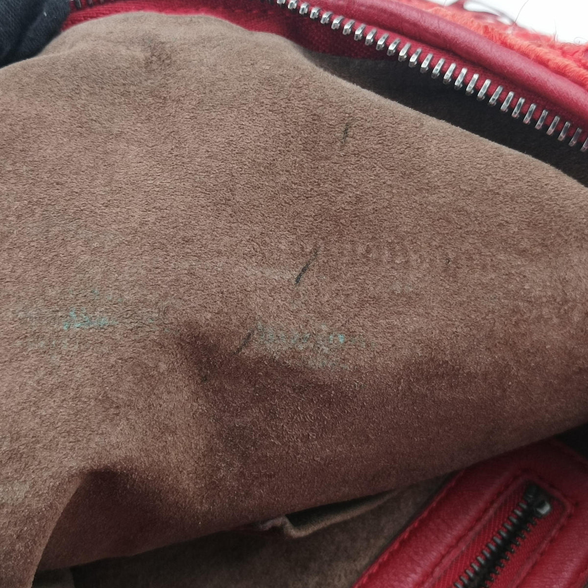 Intrecciato Red lambskin B00580638Kイントレチャート レッド ラムスキン B00580638K