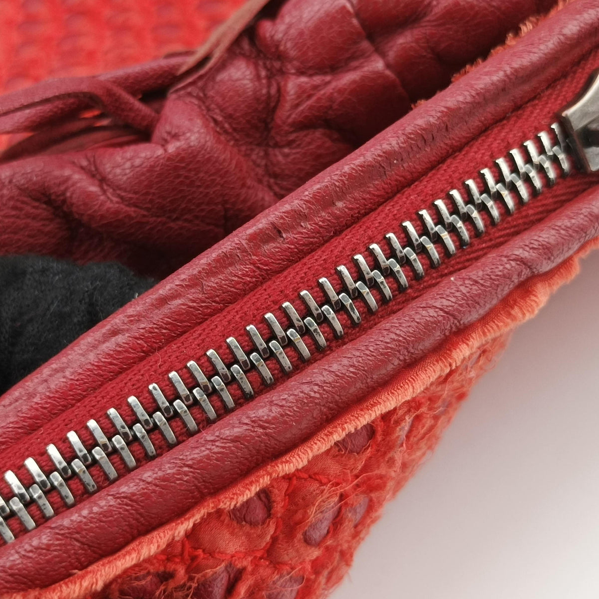 Intrecciato Red lambskin B00580638Kイントレチャート レッド ラムスキン B00580638K