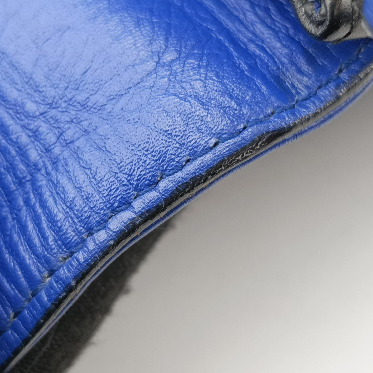 Isabella Rossellini Blue Leather AX.M13.37138イザベラ ロッセリーニ ブルー レザー AX.M13.37138