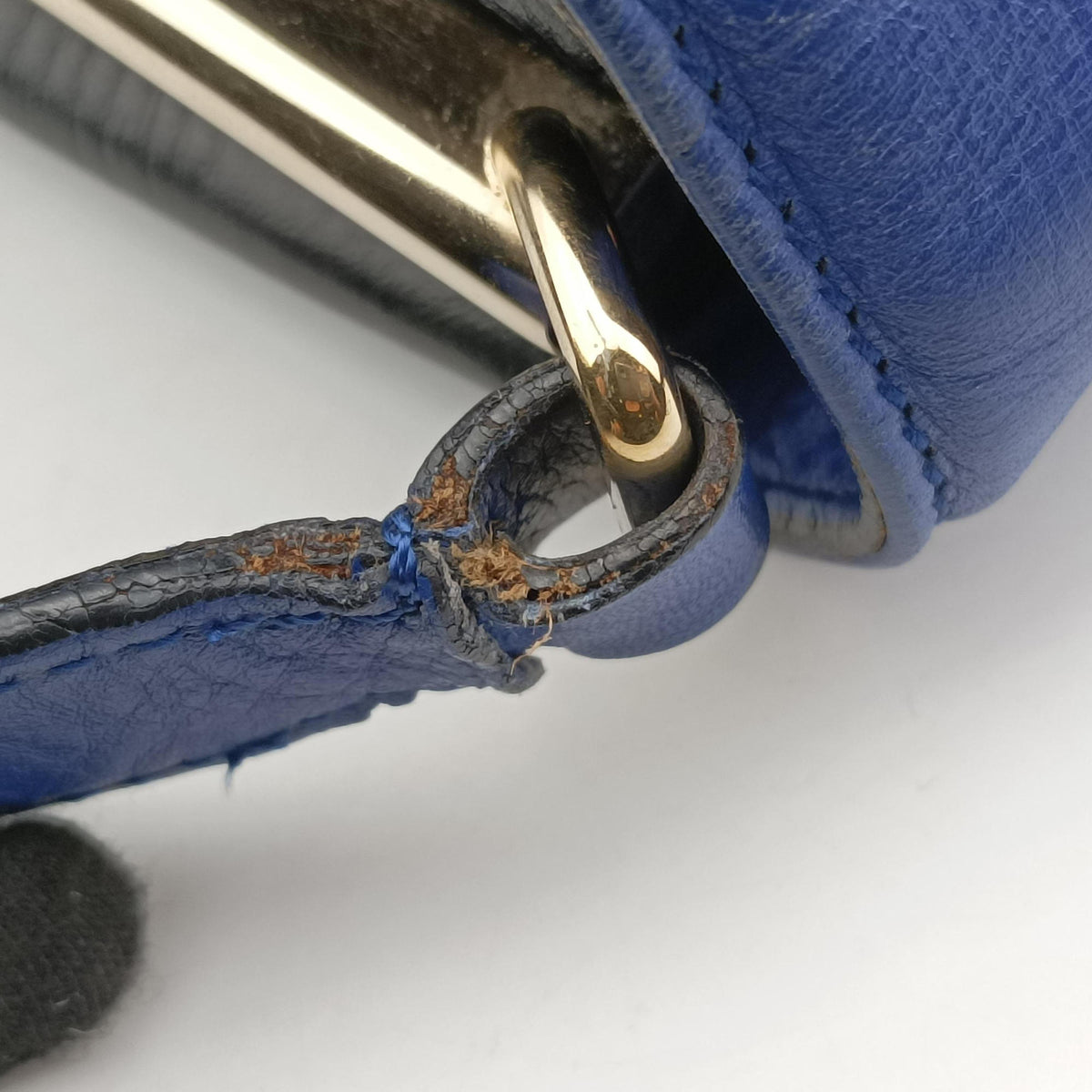 Isabella Rossellini Blue Leather AX.M13.37138イザベラ ロッセリーニ ブルー レザー AX.M13.37138