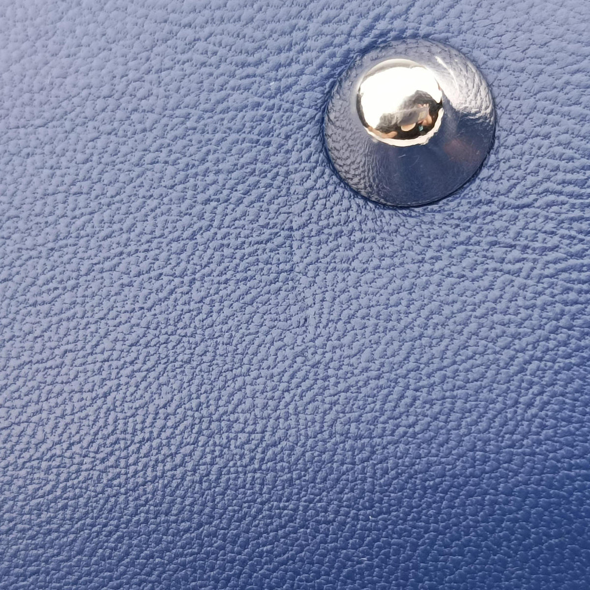 Soft Lady Dior Blue lambskin 06-RU-0098ソフト レディディオール ブルー ラムスキン 06-RU-0098