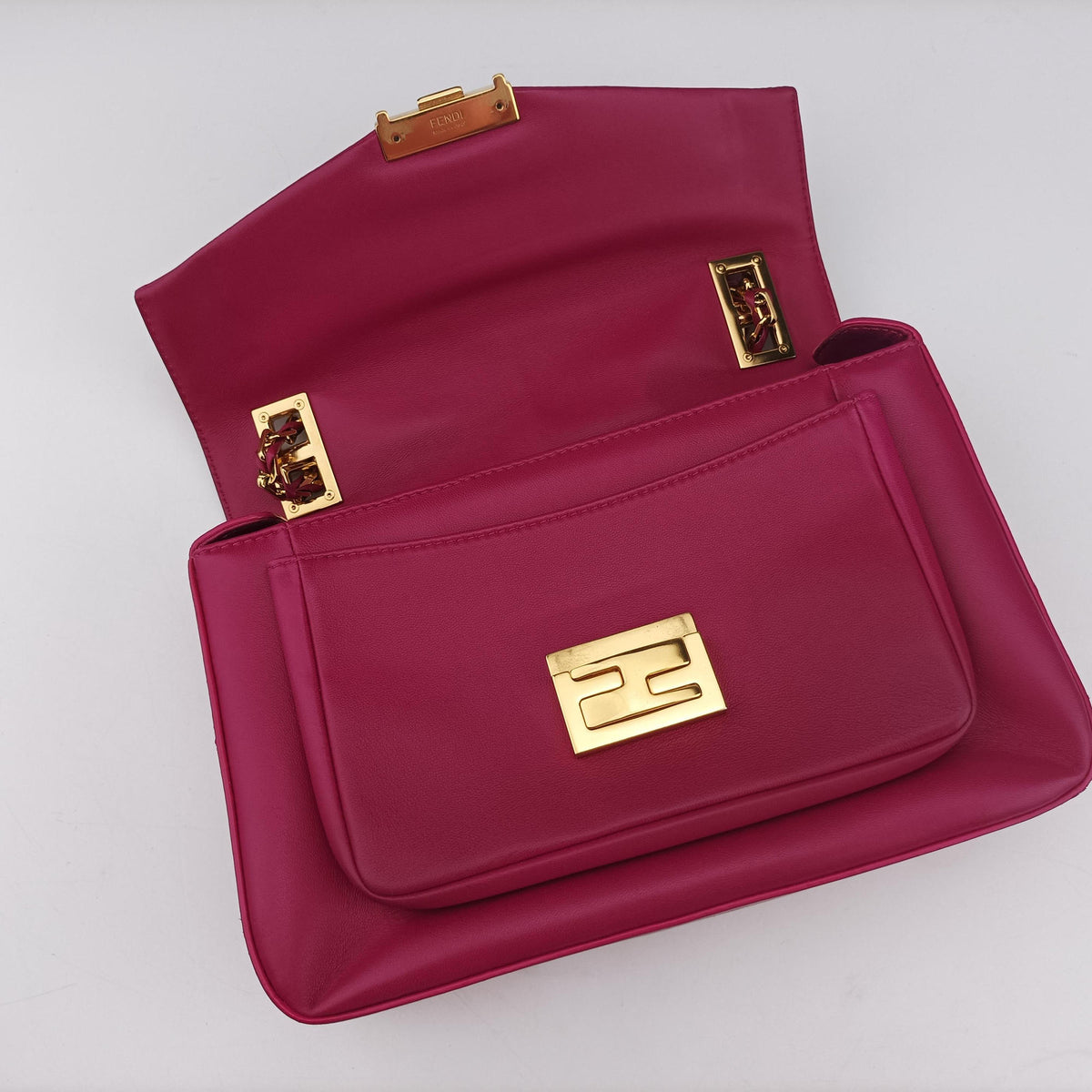 Be Baguette Rose Leather 8BR677 8BR677-P05-139-2566ビー バゲット ローズ レッド レザー 8BR677 8BR677-P05-139-2566