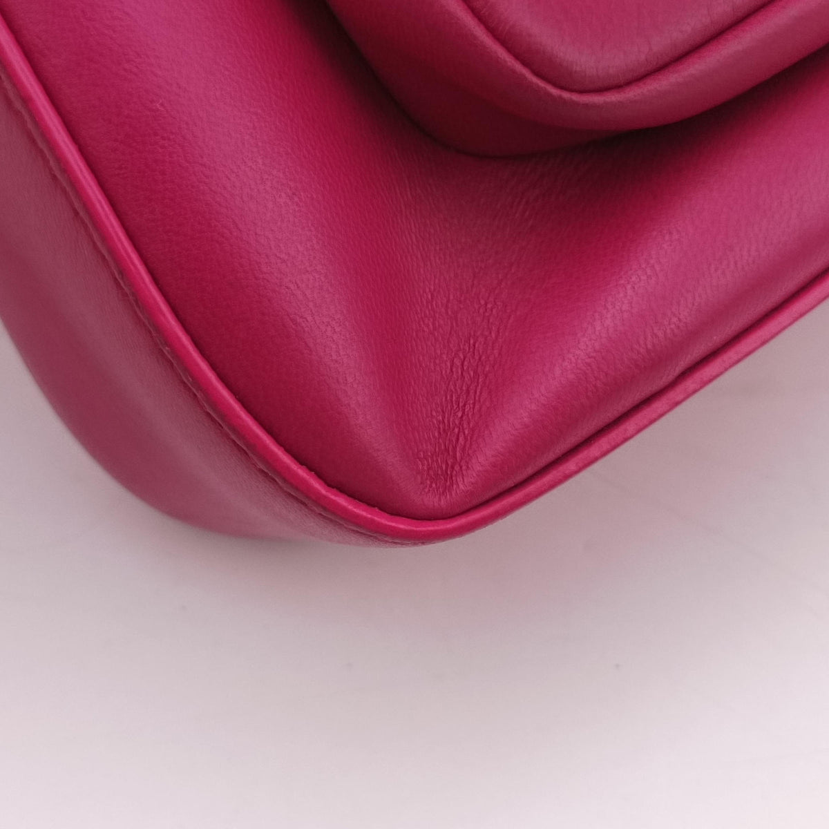 Be Baguette Rose Leather 8BR677 8BR677-P05-139-2566ビー バゲット ローズ レッド レザー 8BR677 8BR677-P05-139-2566