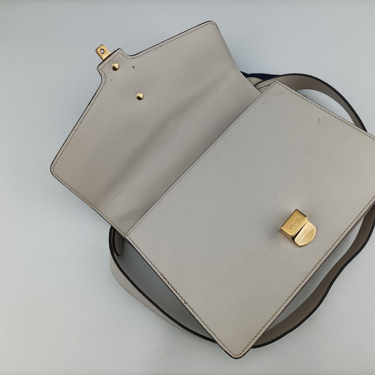 Sylvie White Leather 421882 E025755150シルヴィ ホワイト レザー 421882 E025755150