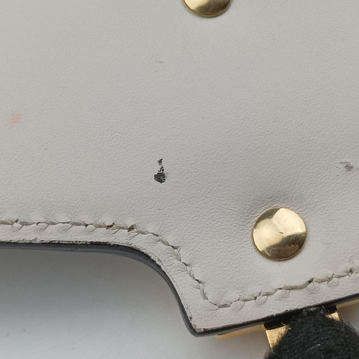 Sylvie White Leather 421882 E025755150シルヴィ ホワイト レザー 421882 E025755150
