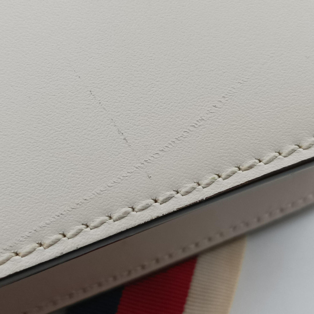 Sylvie White Leather 421882 E025755150シルヴィ ホワイト レザー 421882 E025755150