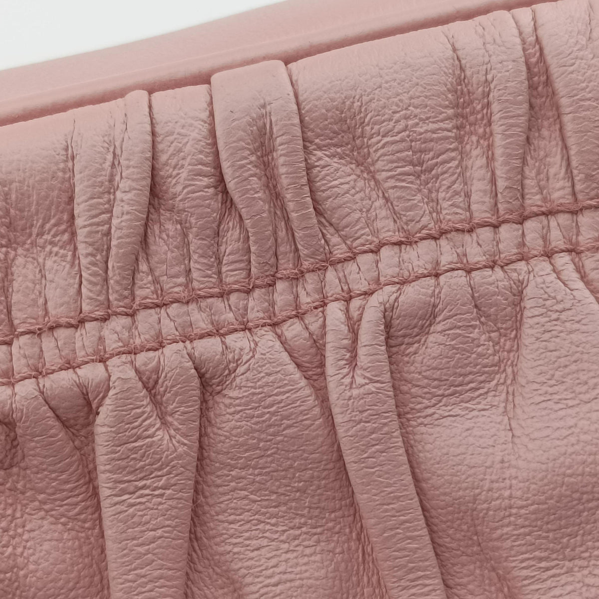 Gaufre Pink lambskin 1BH112 197ギャザー ピンク ラムスキン 1BH112 197