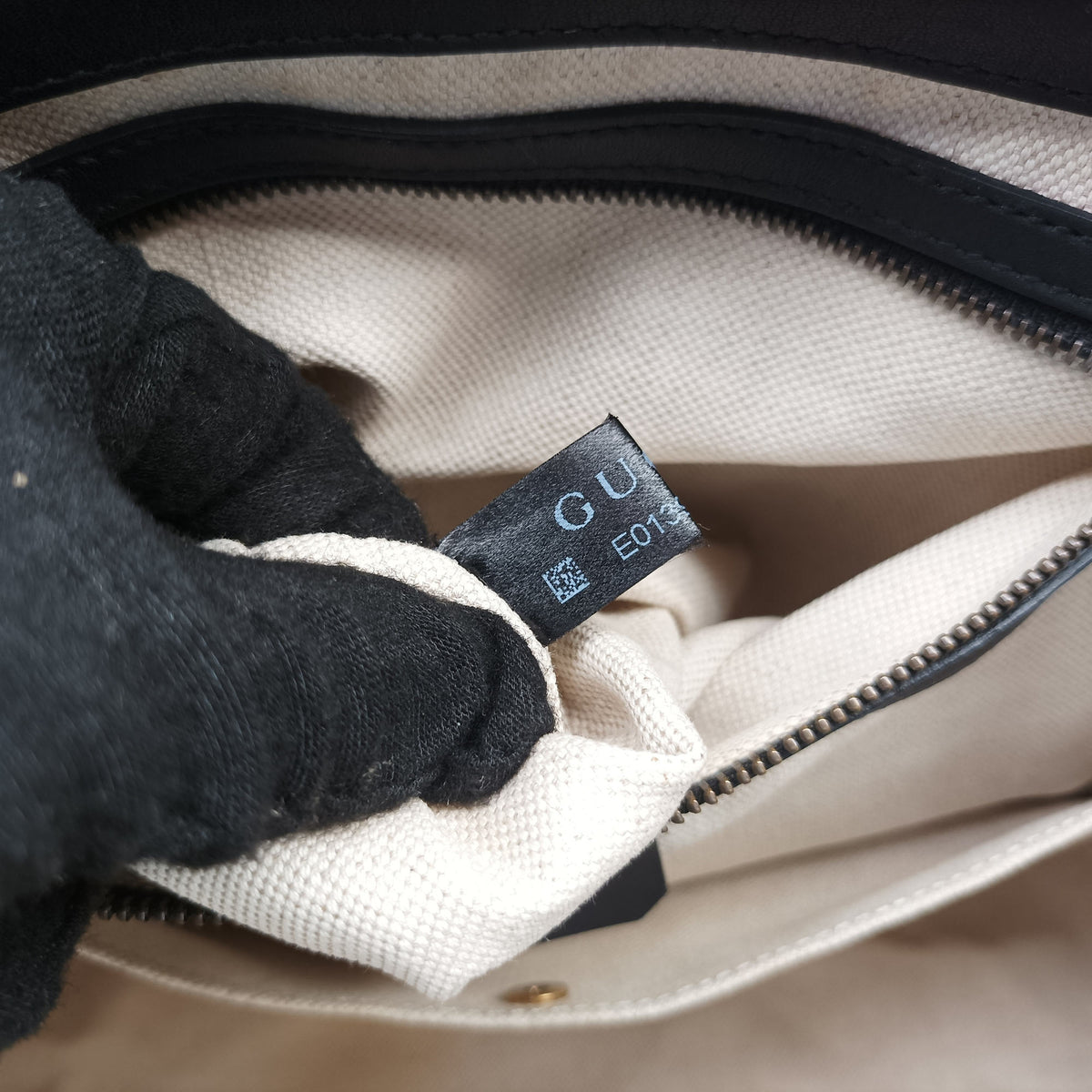 Bright Bit Black Patent 319795 E013992031ブライトビット ブラック パテント 319795 E013992031
