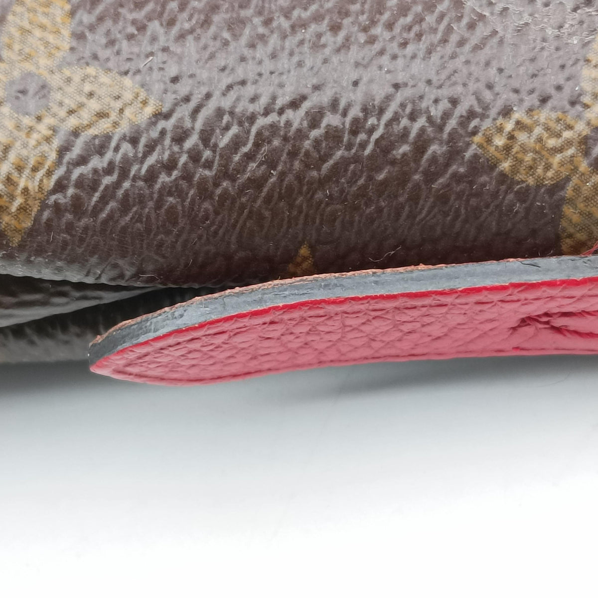 Pallas Clutch Brown x Cerise Monogram canvas M41638 CA4185パラス クラッチ ブラウン x スリーズ モノグラム キャンバス M41638 CA4185