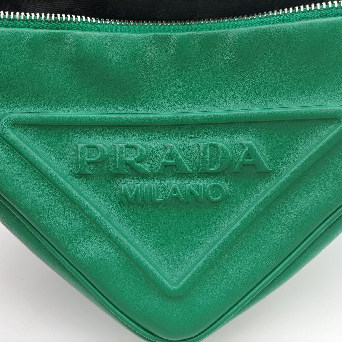 triangle embossed logo Green Leather 1BH190 7/Dトライアングル エンボスロゴ グリーン レザー 1BH190 7/D