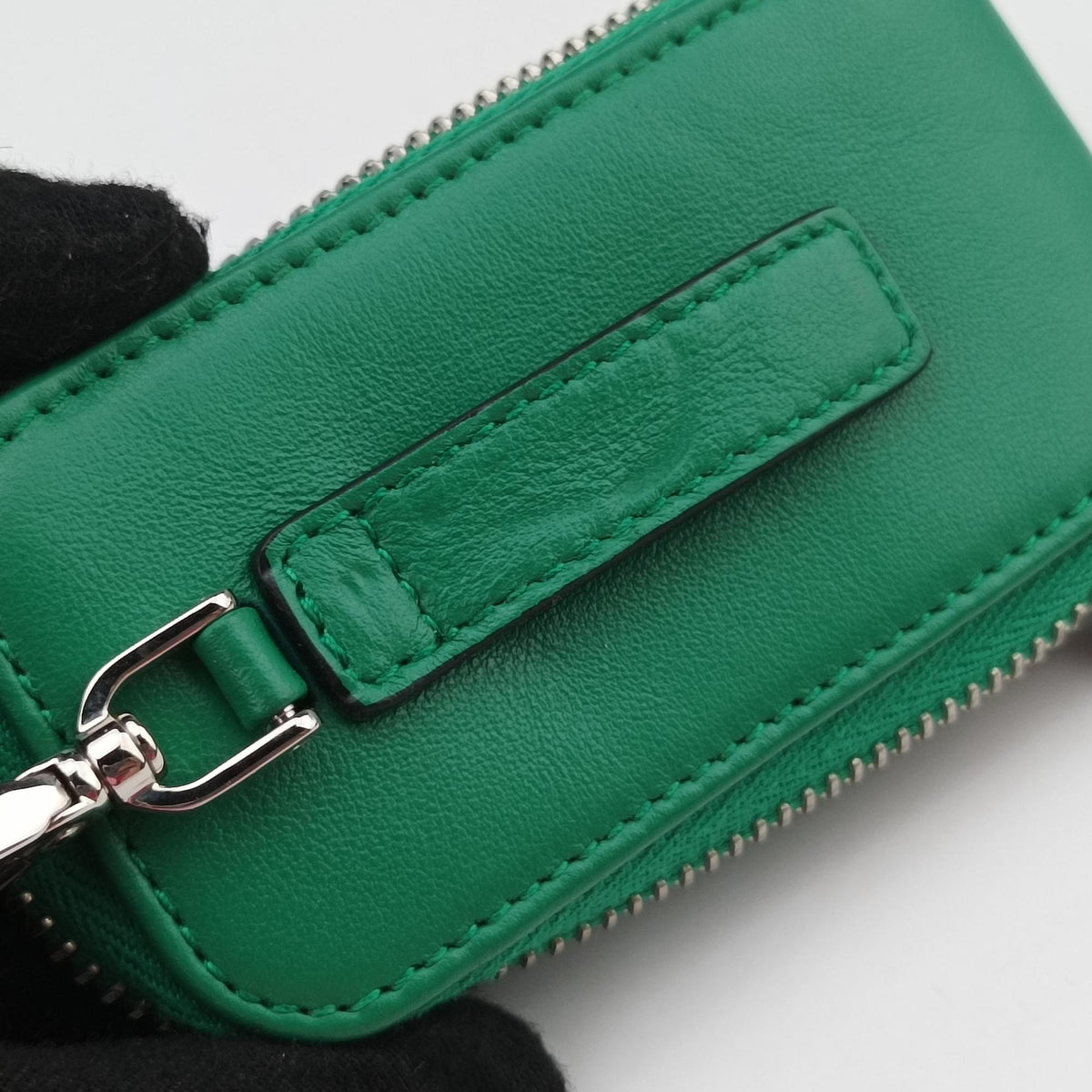 triangle embossed logo Green Leather 1BH190 7/Dトライアングル エンボスロゴ グリーン レザー 1BH190 7/D