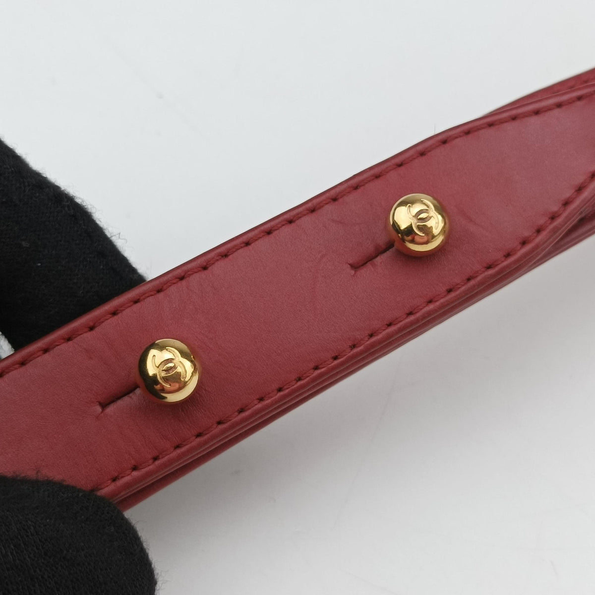 BOY CHANEL Red Leather A66713 15642300ボーイシャネル レッド レザー A66713 15642300