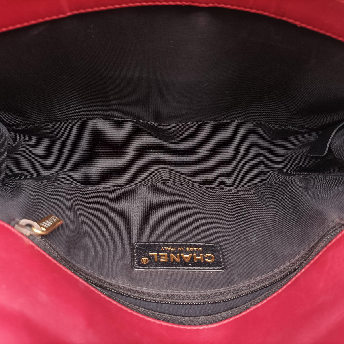 BOY CHANEL Red Leather A66713 15642300ボーイシャネル レッド レザー A66713 15642300