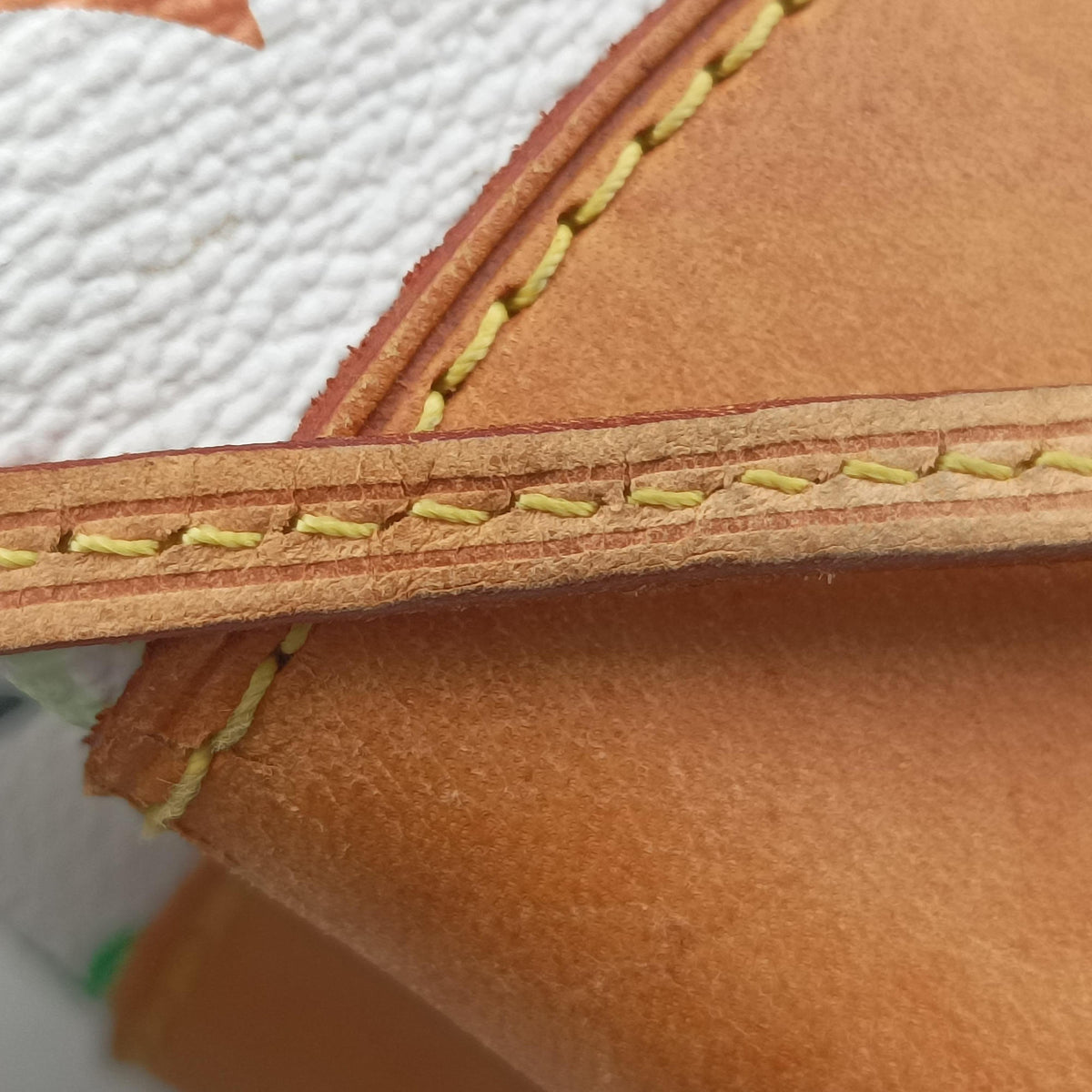 URSULA white Monogram Multicolor M40123 Lot number unknownウルスラ ブロン モノグラム マルチカラー M40123 製番不明
