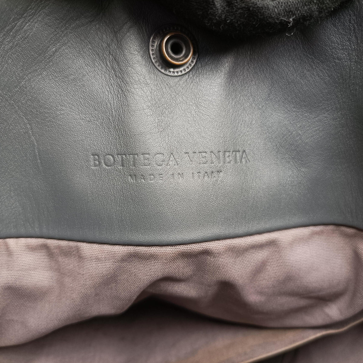 Intrecciato Shopper Acatl Grey lambskin B02788228Nイントレチャート ショッパー アキャトル グレー ラムスキン B02788228N
