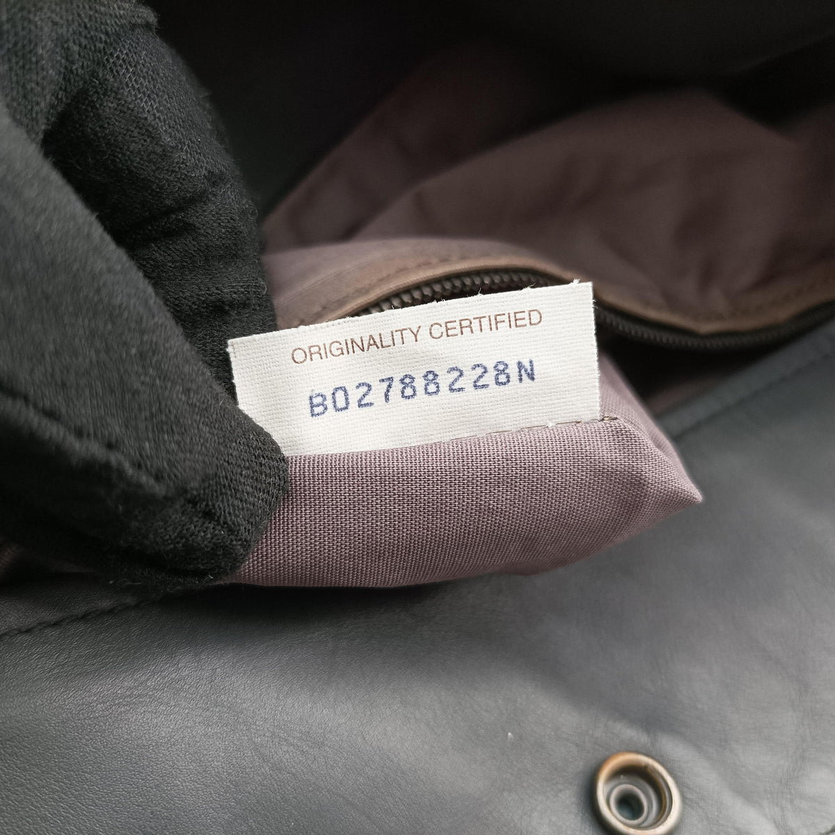 Intrecciato Shopper Acatl Grey lambskin B02788228Nイントレチャート ショッパー アキャトル グレー ラムスキン B02788228N
