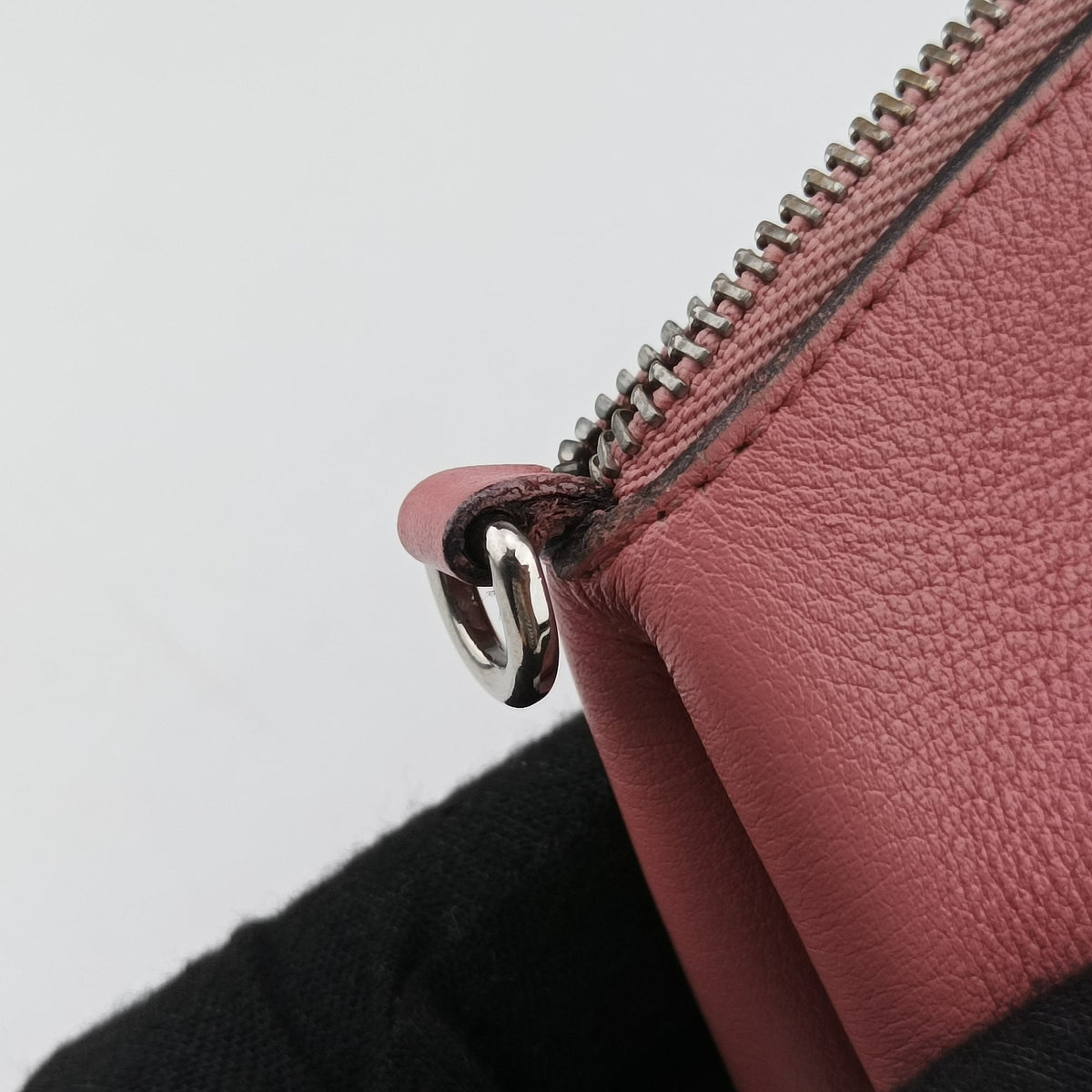 Elephant Pouch Pink Leather 061611エレファント ピンク レザー 061611