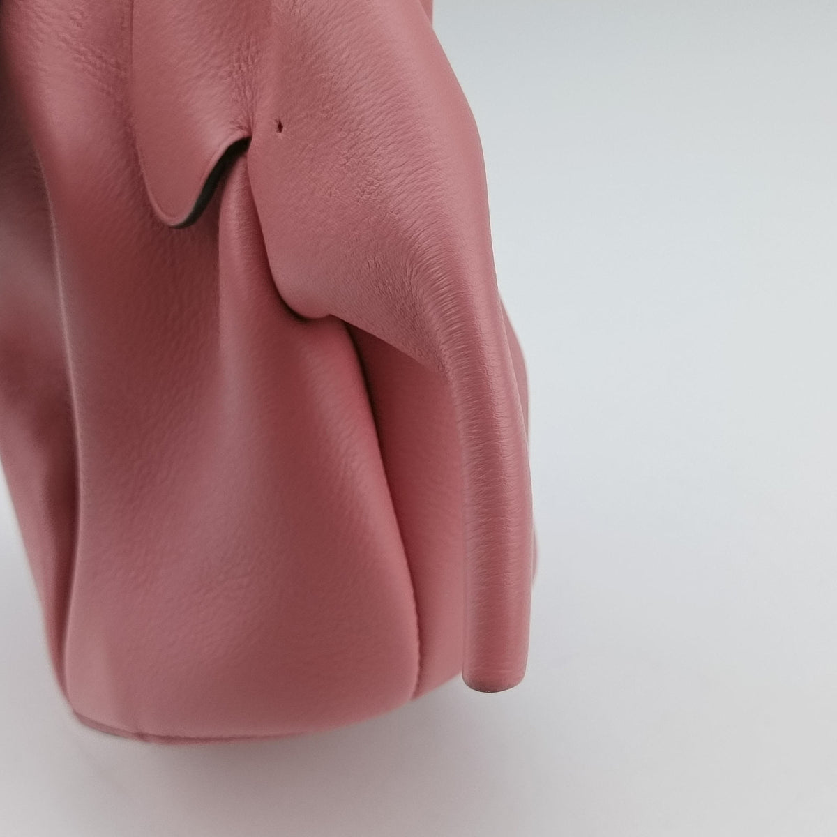Elephant Pouch Pink Leather 061611エレファント ピンク レザー 061611