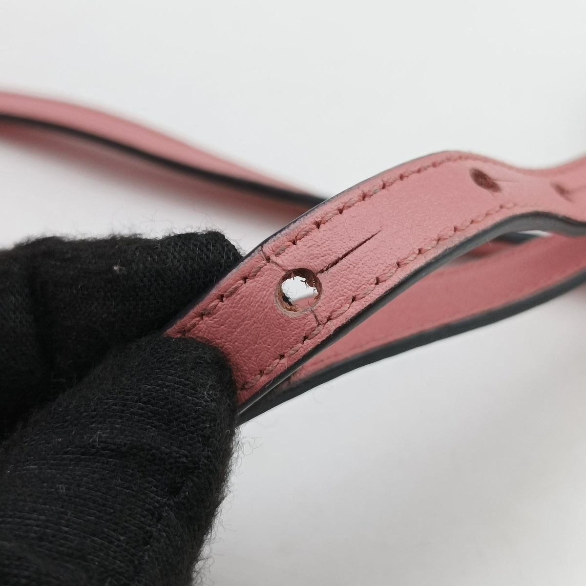 Elephant Pouch Pink Leather 061611エレファント ピンク レザー 061611