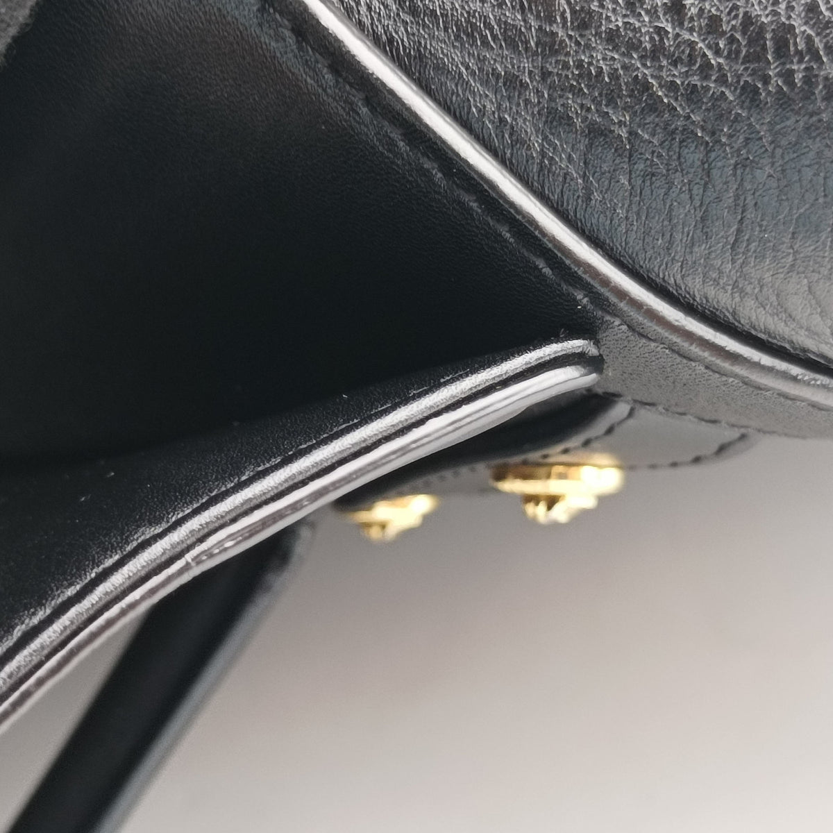 Medusa Medallion Black Leather CLG 047138273569メデューサ メダリオン ブラック レザー CLG 047138273569