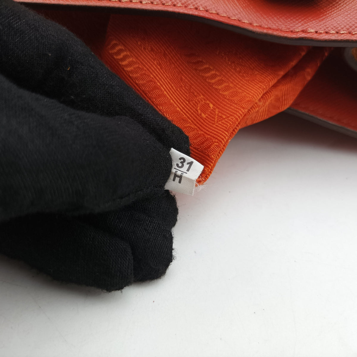 Triangle logo Orange x Yellow Saffiano leather 31/H 165トライアングルロゴ オレンジ x イェロー サフィアーノレザー 31/H 165