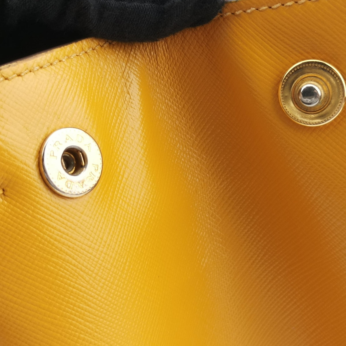 Triangle logo Orange x Yellow Saffiano leather 31/H 165トライアングルロゴ オレンジ x イェロー サフィアーノレザー 31/H 165
